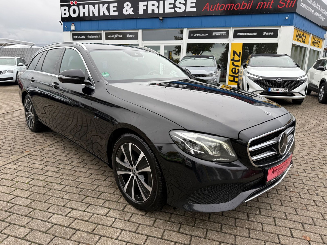 Mercedes-Benz E -Klasse T-Modell E 300 de LED NAVI ACC TEILLED - Kombi: obrázok 2 Mercedes-Benz E -Klasse T-Modell E 300 de LED NAVI ACC TEILLED - Kombi: obrázok 2