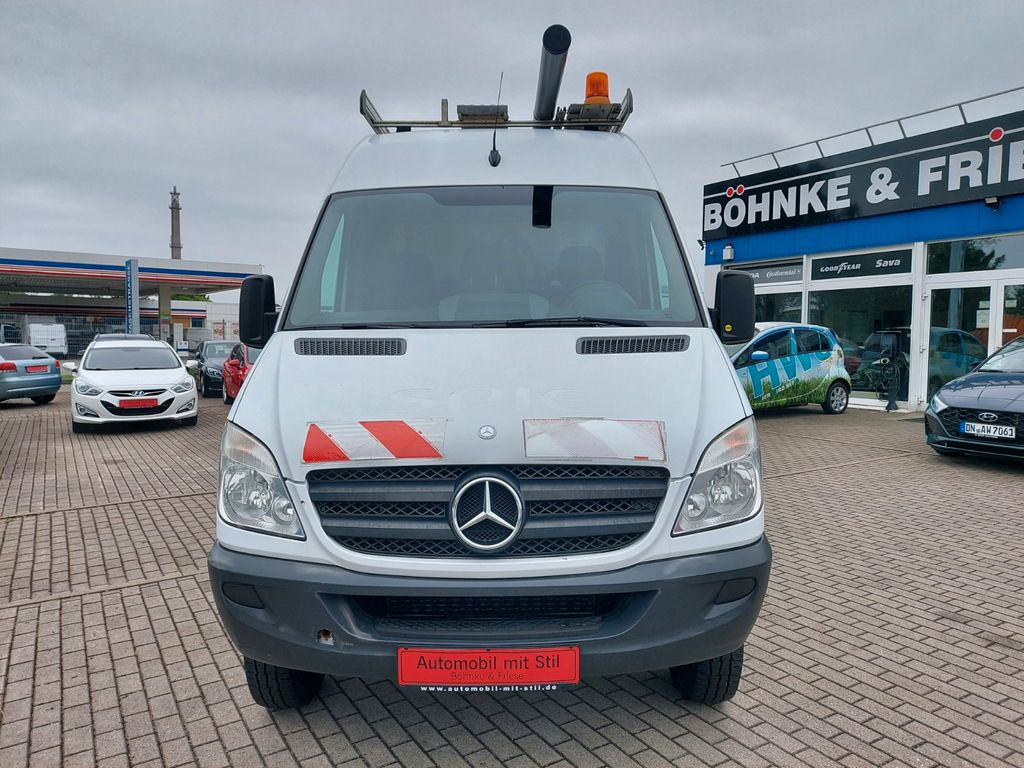 Mercedes-Benz Sprinter II Kasten 516 4X4 Euro5 StandheizungAHK - Furgon: obrázok 5 Mercedes-Benz Sprinter II Kasten 516 4X4 Euro5 StandheizungAHK - Furgon: obrázok 5