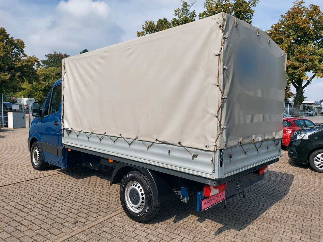 Mercedes-Benz Sprinter II Pritsche 316 Pritsche Plane - Plachtová dodávka: obrázok 4 Mercedes-Benz Sprinter II Pritsche 316 Pritsche Plane - Plachtová dodávka: obrázok 4