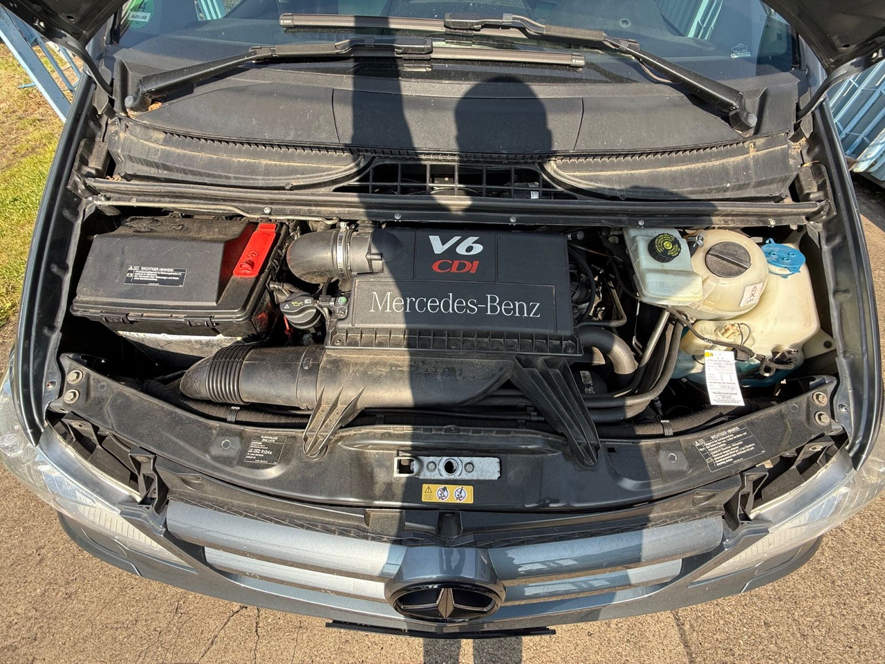 Mercedes-Benz Vito Mixto 122 CDI Extra lang V6 XENON NAVI AHK - Mikrobus: obrázok 2 Mercedes-Benz Vito Mixto 122 CDI Extra lang V6 XENON NAVI AHK - Mikrobus: obrázok 2