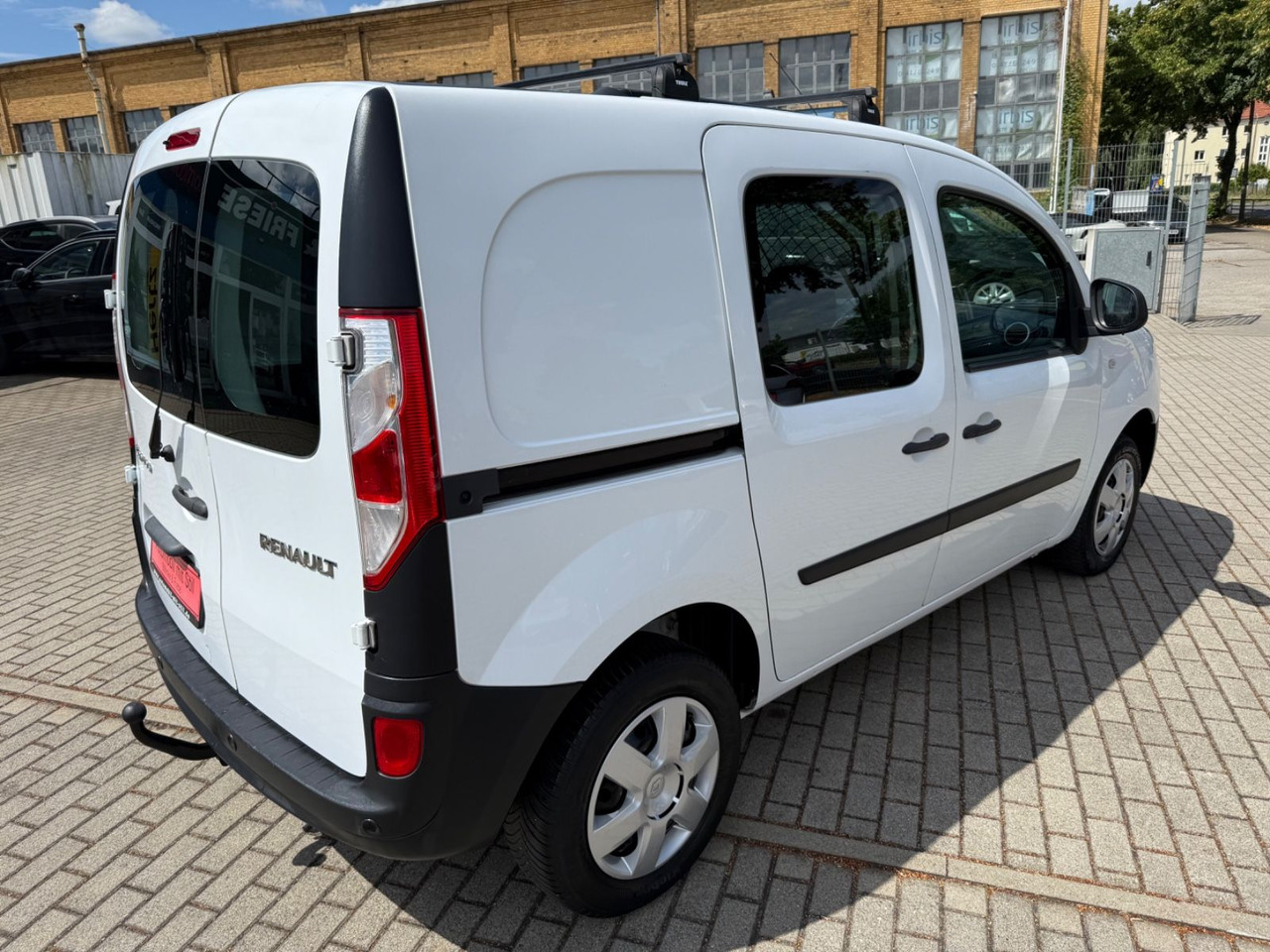 Renault Kangoo Rapid Extra Klima AHK DACHTRÄGER WORKER - Automobil: obrázok 4 Renault Kangoo Rapid Extra Klima AHK DACHTRÄGER WORKER - Automobil: obrázok 4