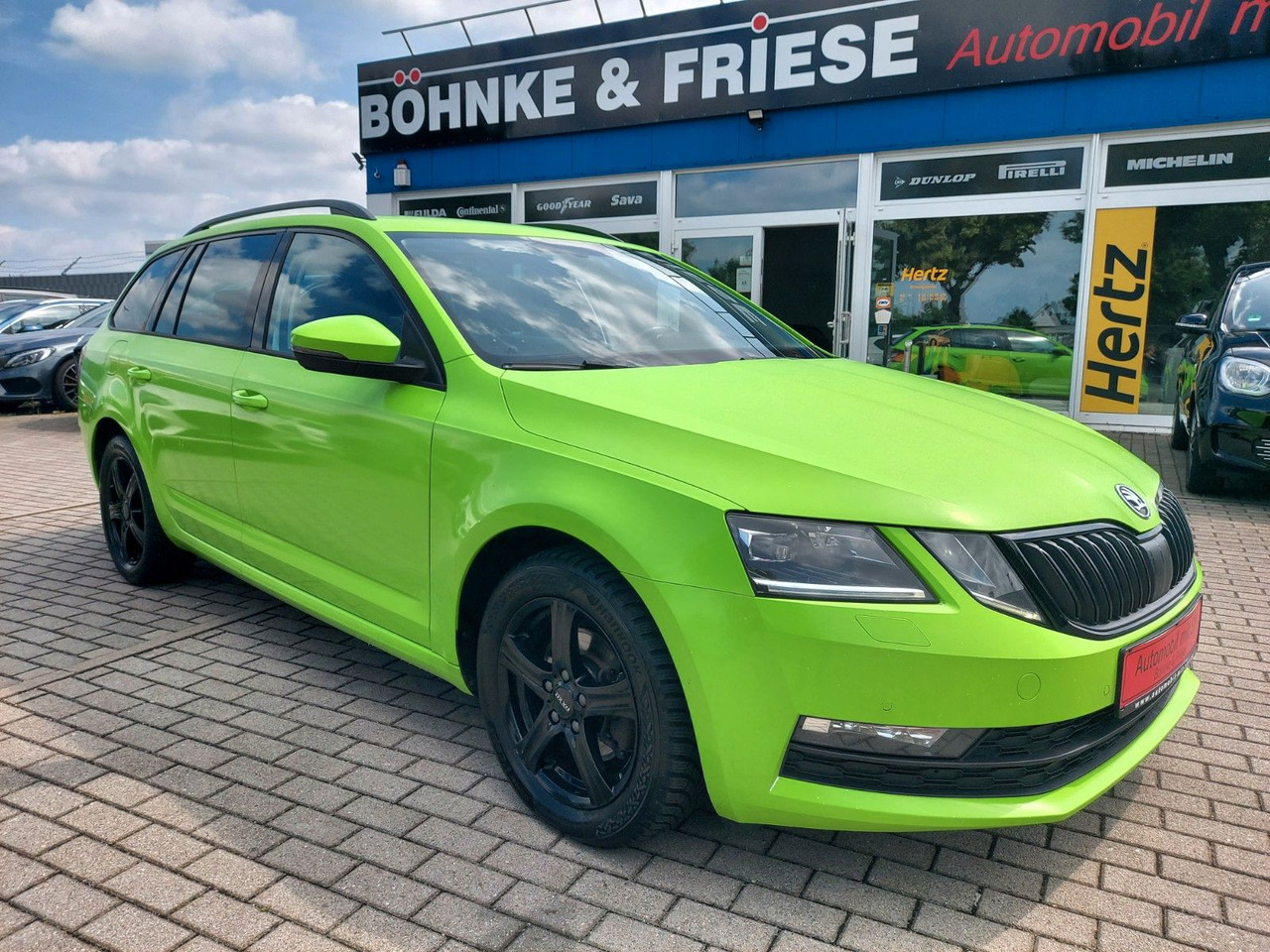 Skoda Octavia Combi Soleil DSG LED Radar ACC - Automobil: obrázok 1 Skoda Octavia Combi Soleil DSG LED Radar ACC - Automobil: obrázok 1
