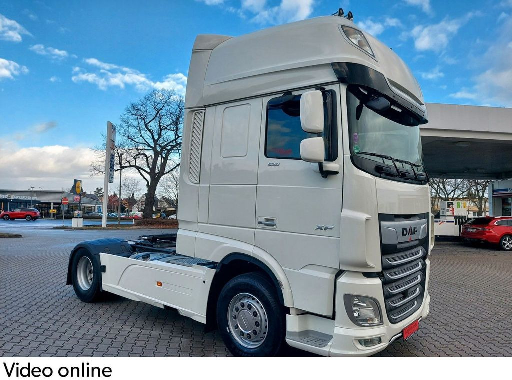DAF XF 530 FT SuperSpaceCab ACC Luftfeder Retarder - Ťahač: obrázok 1 DAF XF 530 FT SuperSpaceCab ACC Luftfeder Retarder - Ťahač: obrázok 1