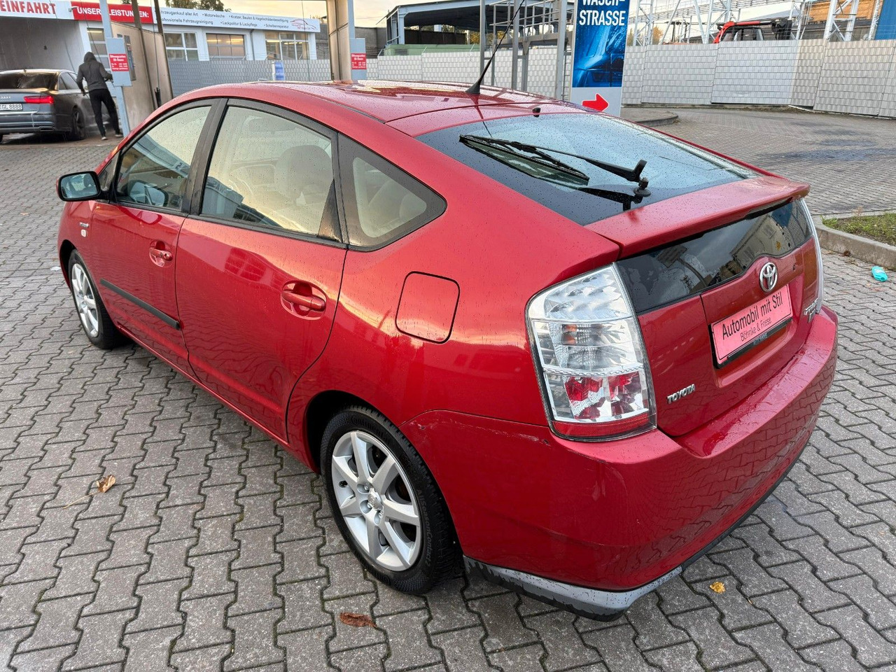 Toyota Prius Sol Automatik Klima Tempomat Bluetooth - Sedan: obrázok 5 Toyota Prius Sol Automatik Klima Tempomat Bluetooth - Sedan: obrázok 5