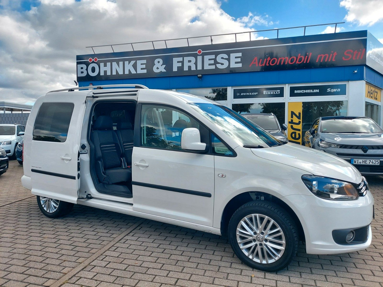 Volkswagen Caddy Kombi Maxi Comfortline 7 Sitze Team - Mikrobus: obrázok 1 Volkswagen Caddy Kombi Maxi Comfortline 7 Sitze Team - Mikrobus: obrázok 1
