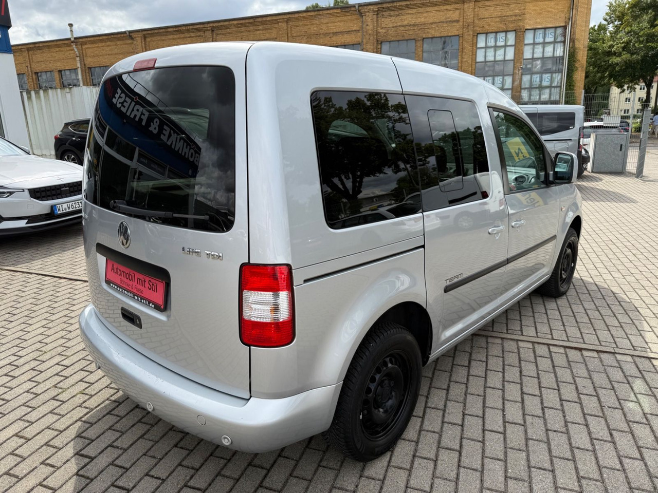 Volkswagen Caddy Life Team 5 Sitze Klima Sitzheiz. PDC - Mikrobus: obrázok 4 Volkswagen Caddy Life Team 5 Sitze Klima Sitzheiz. PDC - Mikrobus: obrázok 4