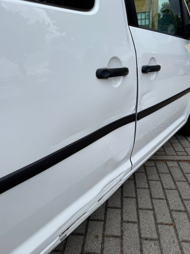 Volkswagen Caddy Maxi KastenKombi 5 SITZER KLIMAA SHZ AHK - Mikrobus: obrázok 5 Volkswagen Caddy Maxi KastenKombi 5 SITZER KLIMAA SHZ AHK - Mikrobus: obrázok 5