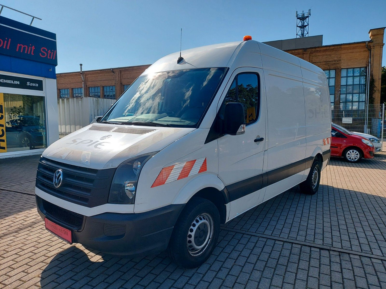 Volkswagen Crafter Kasten 35 mittel L2H2 Hochdach Klima - Furgon: obrázok 5 Volkswagen Crafter Kasten 35 mittel L2H2 Hochdach Klima - Furgon: obrázok 5