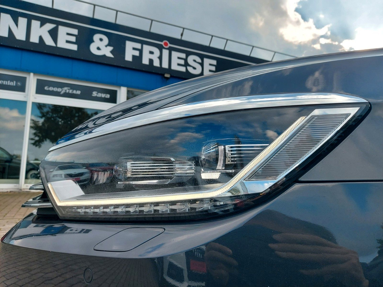 Volkswagen Passat Variant Highline 4Motion 4x4 Massage - Kombi: obrázok 3 Volkswagen Passat Variant Highline 4Motion 4x4 Massage - Kombi: obrázok 3