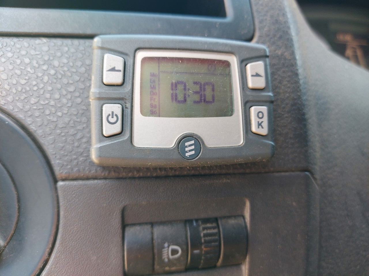 Volkswagen T5 Transporter Kasten Kombi lang 4Motion - Mikrobus: obrázok 4 Volkswagen T5 Transporter Kasten Kombi lang 4Motion - Mikrobus: obrázok 4