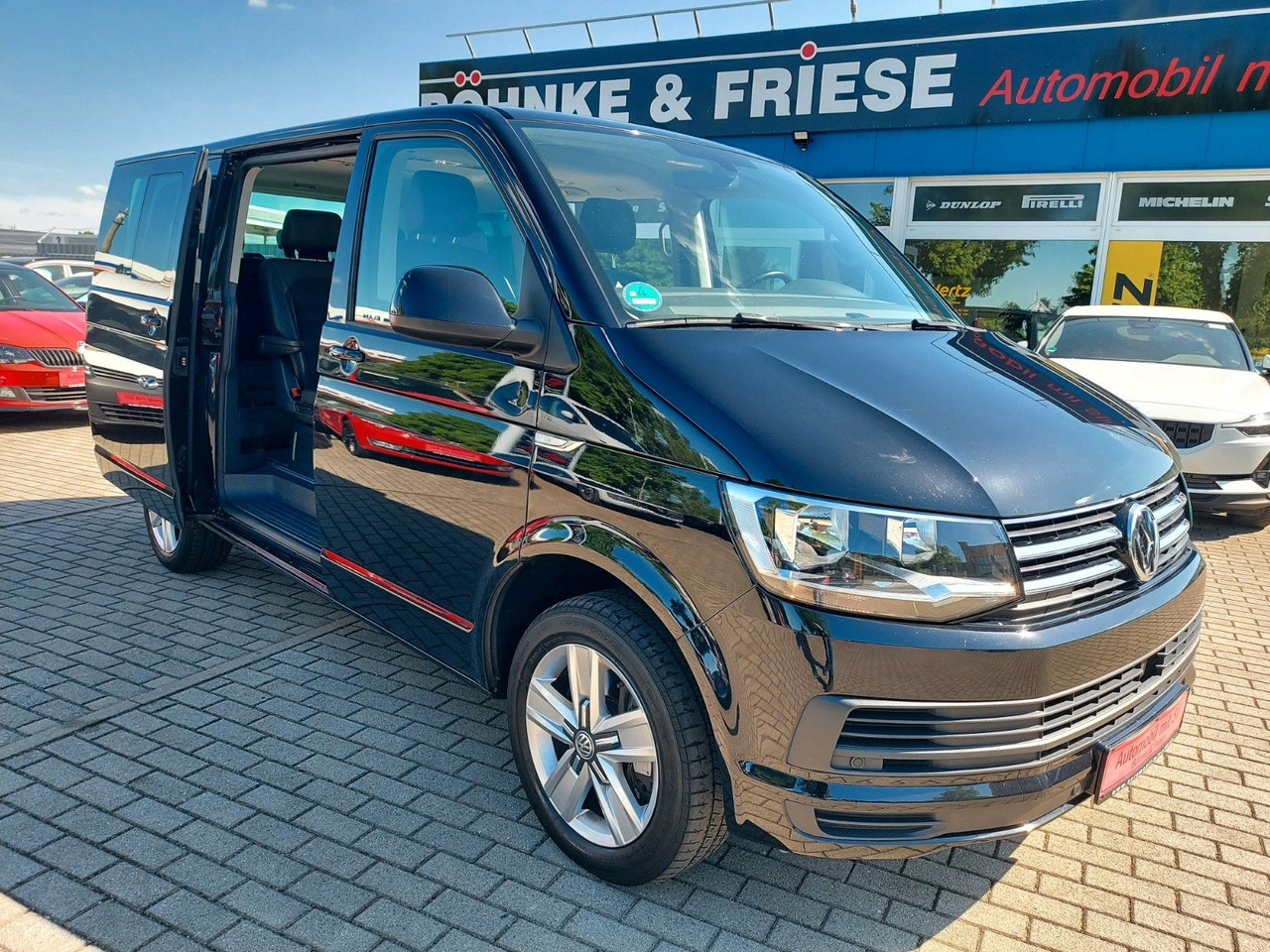 Volkswagen T6 Multivan Bus DSG Alcantara Navi 2XSchiebetür - Mikrobus: obrázok 5 Volkswagen T6 Multivan Bus DSG Alcantara Navi 2XSchiebetür - Mikrobus: obrázok 5