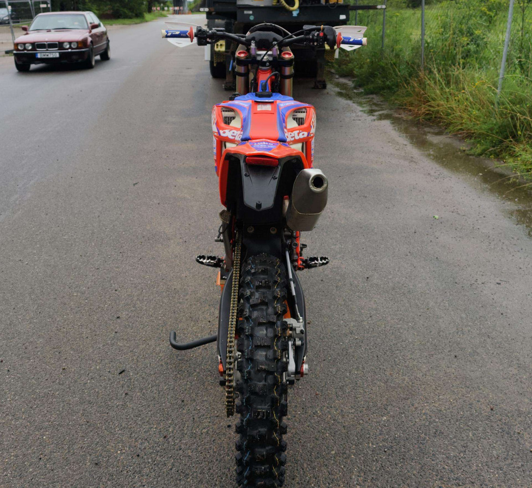 Beta RR 430cc - Motocykel: obrázok 5 Beta RR 430cc - Motocykel: obrázok 5