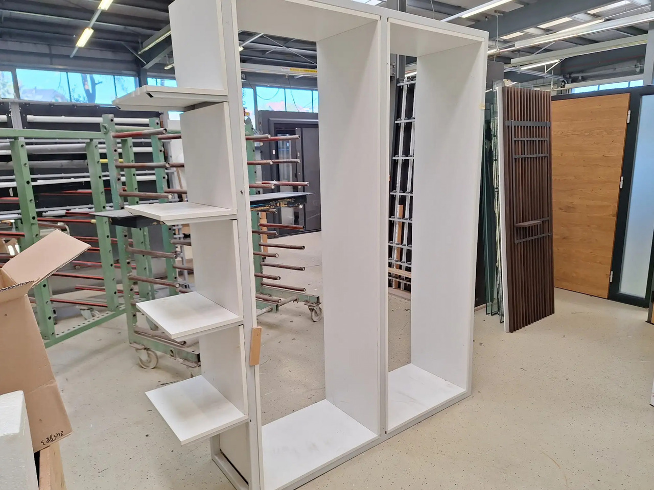 1 Stk. Regal - Nástroj/ Vybavenie: obrázok 1 1 Stk. Regal - Nástroj/ Vybavenie: obrázok 1