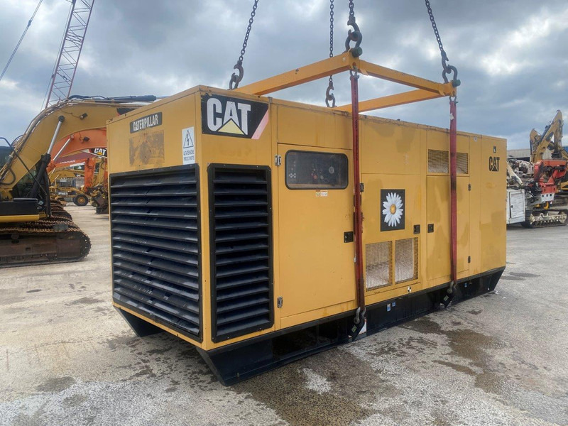 Caterpillar 3412C 900 KVA NVT - Elektrický generátor: obrázok 2 Caterpillar 3412C 900 KVA NVT - Elektrický generátor: obrázok 2