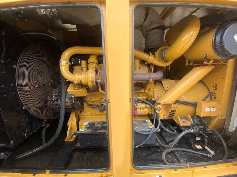 Caterpillar 3412C 900 KVA NVT - Elektrický generátor: obrázok 3 Caterpillar 3412C 900 KVA NVT - Elektrický generátor: obrázok 3