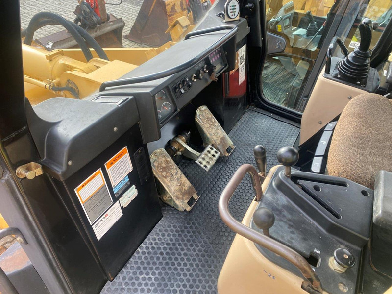 Caterpillar 953 C - Pásový nakladač: obrázok 5 Caterpillar 953 C - Pásový nakladač: obrázok 5