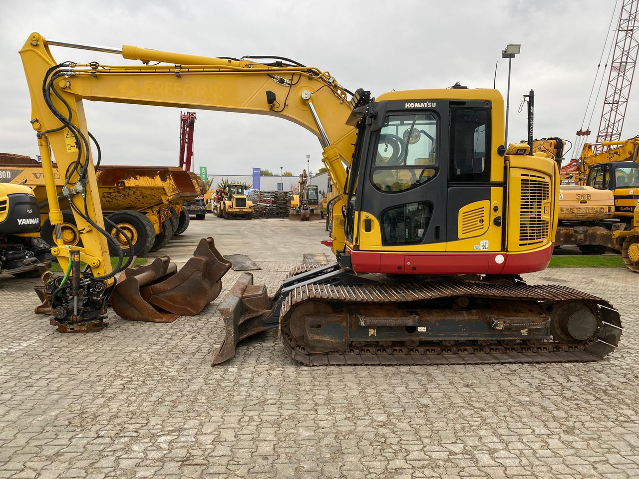 Pásové rýpadlo Komatsu PC138US-11: obrázok 46