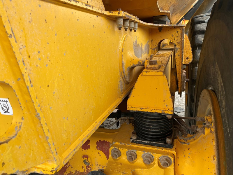 Ťahačový kĺbový damper Volvo A40G NVT: obrázok 15