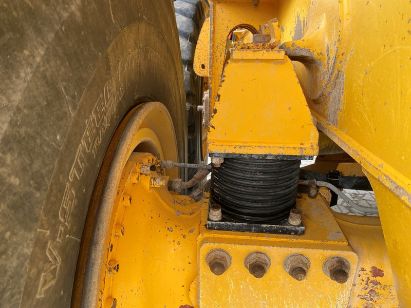Ťahačový kĺbový damper Volvo A40G NVT: obrázok 18