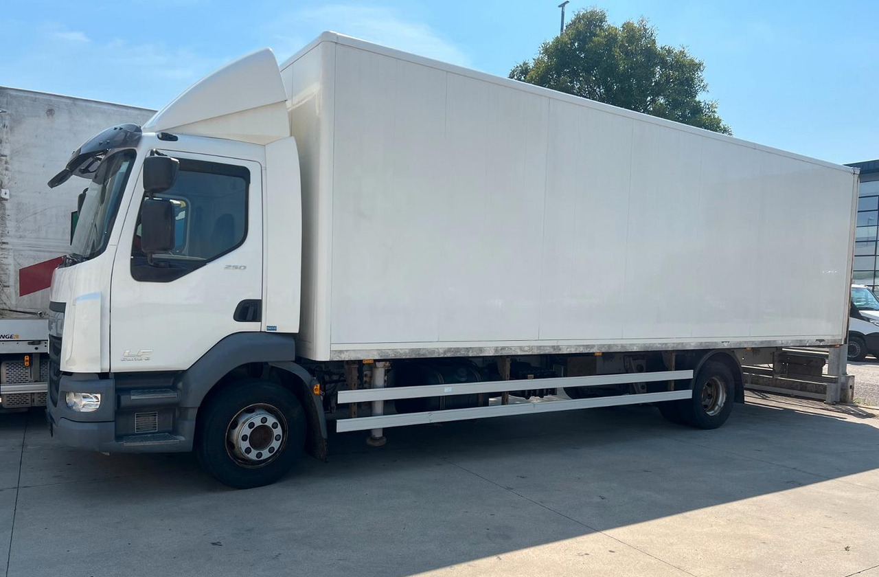 Daf lf 250 fa furgone 8 mt euro 6 - Skříňový nákladní auto: obrázok 1 Daf lf 250 fa furgone 8 mt euro 6 - Skříňový nákladní auto: obrázok 1