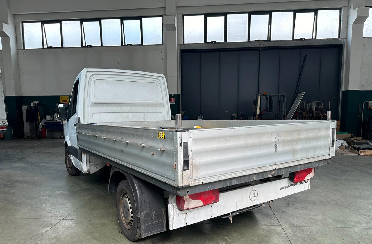 Mercedes Benz 211 centina euro 6 - Plachtová dodávka: obrázok 5 Mercedes Benz 211 centina euro 6 - Plachtová dodávka: obrázok 5