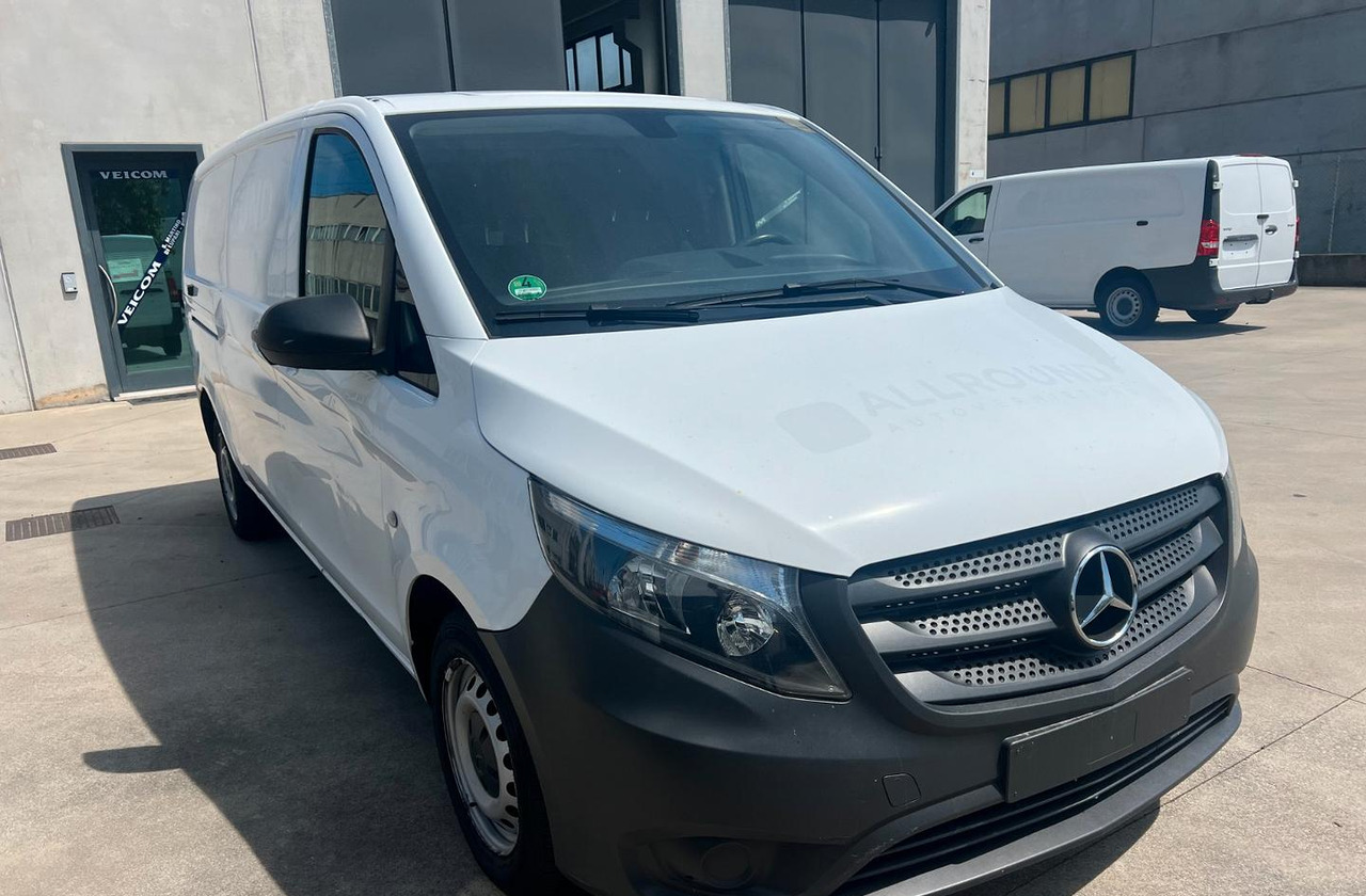 Mercedes vito 111 - Furgon: obrázok 5 Mercedes vito 111 - Furgon: obrázok 5