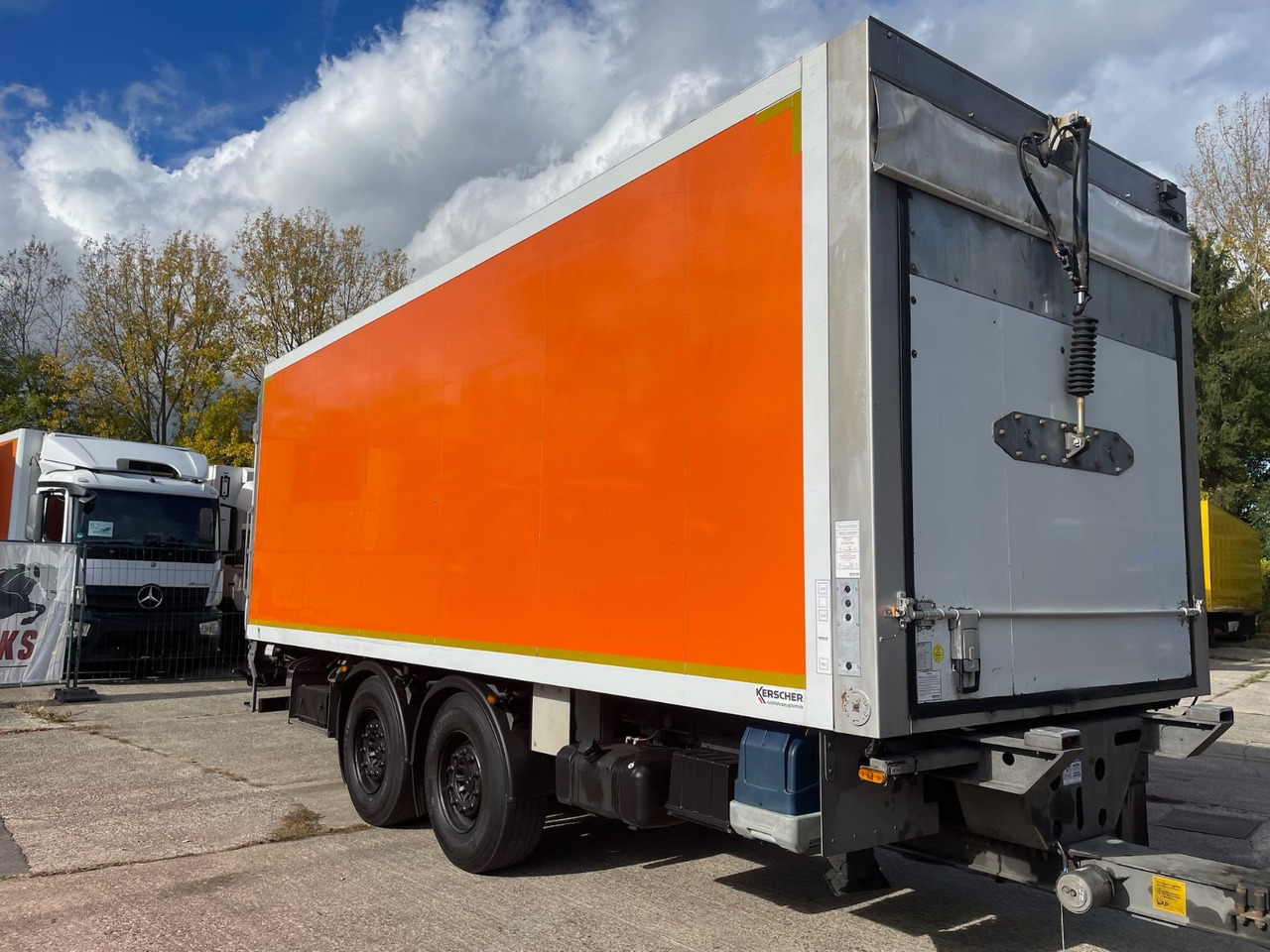 KERSCHER ZAA18 Kühlkoffer/CARRIER/SUPRA900U/LBW - Príves chladírenské: obrázok 1 KERSCHER ZAA18 Kühlkoffer/CARRIER/SUPRA900U/LBW - Príves chladírenské: obrázok 1