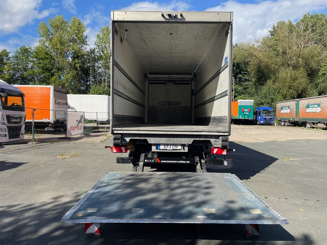 KERSCHER ZAA18 Kühlkoffer/CARRIER/SUPRA900U/LBW - Príves chladírenské: obrázok 4 KERSCHER ZAA18 Kühlkoffer/CARRIER/SUPRA900U/LBW - Príves chladírenské: obrázok 4