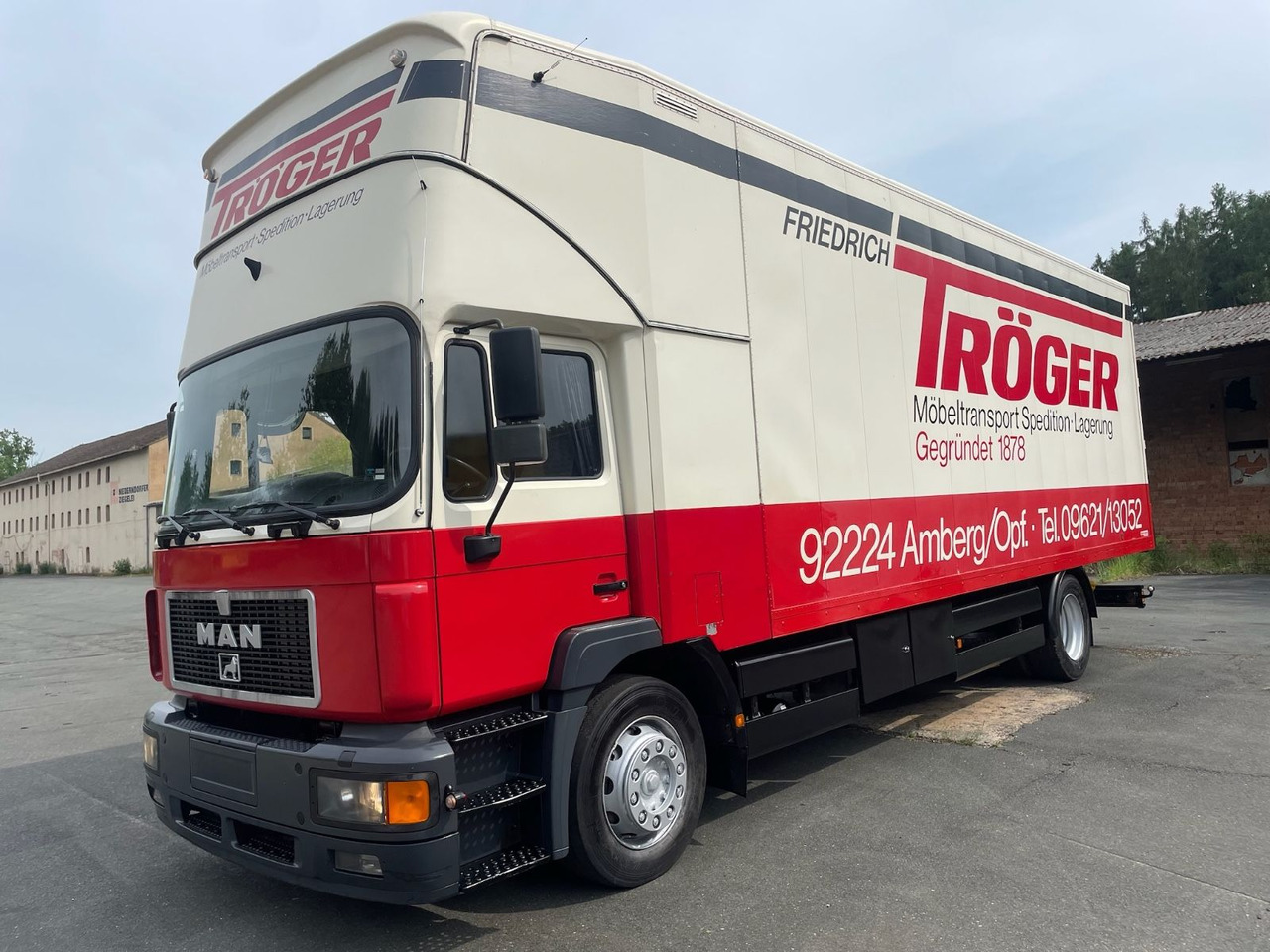 MAN 18.264 M40 Wohnmobil/4xBett/AC/Standheizung/EU2 - Karavan: obrázok 3 MAN 18.264 M40 Wohnmobil/4xBett/AC/Standheizung/EU2 - Karavan: obrázok 3