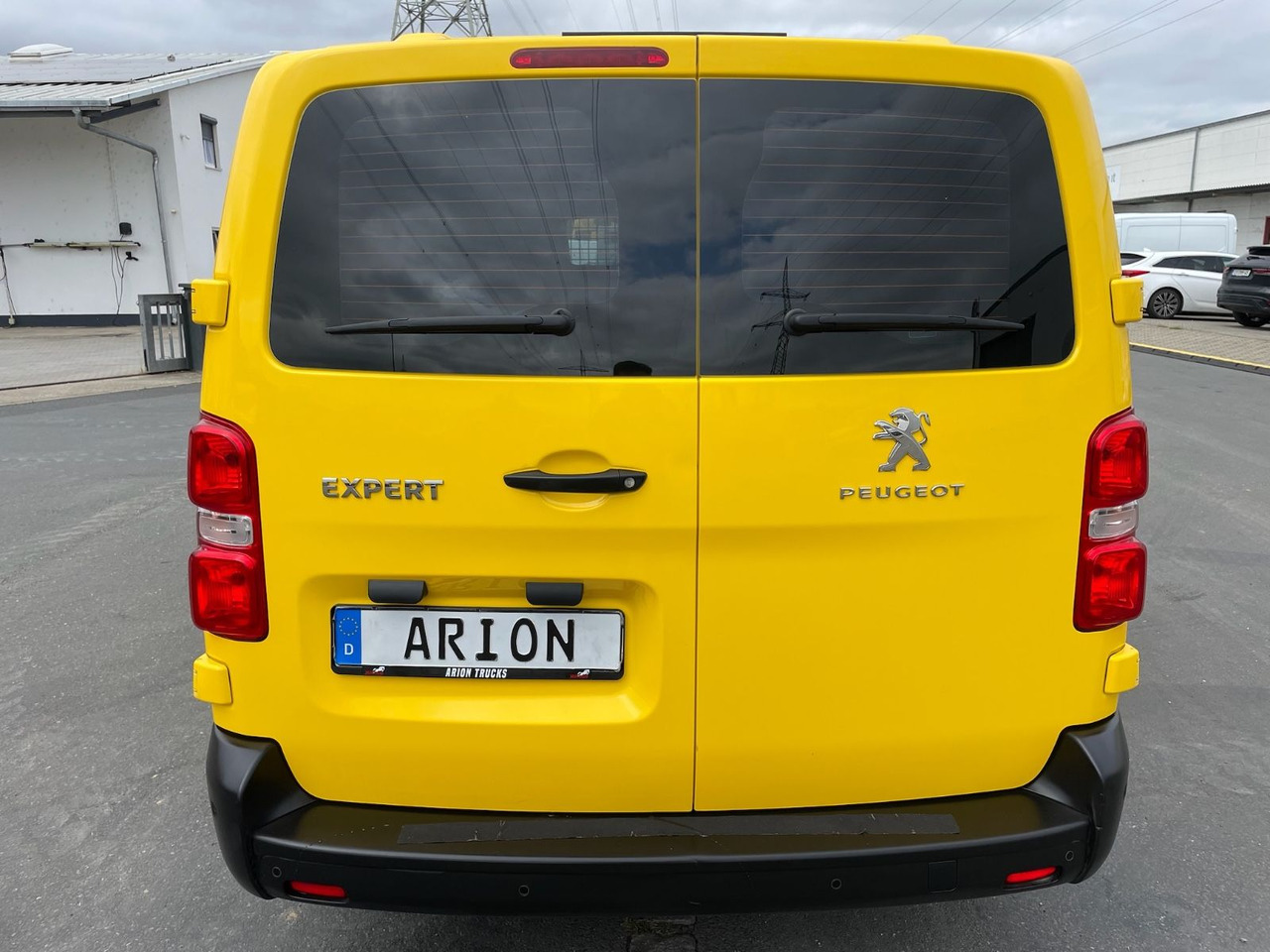 Peugeot Expert Kasten Pro L3/2.0 BlueHDI/AC/15xVerfügbar - Malá dodávka: obrázok 5 Peugeot Expert Kasten Pro L3/2.0 BlueHDI/AC/15xVerfügbar - Malá dodávka: obrázok 5