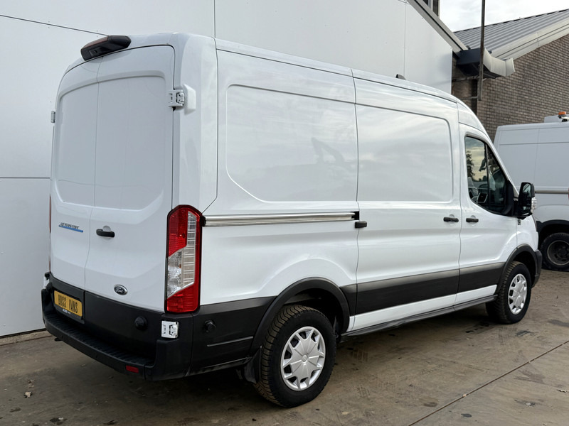 Ford E-Transit 390 75kWh 184PK Elektrisch 75kWh 334km WLTP BEV Snelladen L2H2 Climate Control Tacho Carplay Camera Stoelverwarming Parkeersensoren voor achter - Furgon, Elektrická dodávka: obrázok 3 Ford E-Transit 390 75kWh 184PK Elektrisch 75kWh 334km WLTP BEV Snelladen L2H2 Climate Control Tacho Carplay Camera Stoelverwarming Parkeersensoren voor achter - Furgon, Elektrická dodávka: obrázok 3