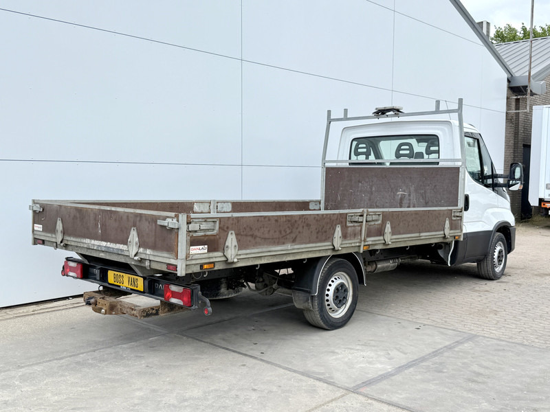 Iveco Daily 35S14 2.3 L3H1 Open Laadbak Pritsche *Bak 425cm lang* Airco Cruise Control Standkachel Trekhaak Luchtgeveerde stoel - Dodávka valník: obrázok 3 Iveco Daily 35S14 2.3 L3H1 Open Laadbak Pritsche *Bak 425cm lang* Airco Cruise Control Standkachel Trekhaak Luchtgeveerde stoel - Dodávka valník: obrázok 3
