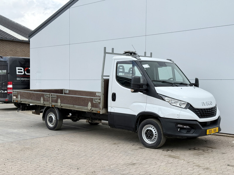 Iveco Daily 35S14 2.3 L3H1 Open Laadbak Pritsche *Bak 425cm lang* Airco Cruise Control Standkachel Trekhaak Luchtgeveerde stoel - Dodávka valník: obrázok 4 Iveco Daily 35S14 2.3 L3H1 Open Laadbak Pritsche *Bak 425cm lang* Airco Cruise Control Standkachel Trekhaak Luchtgeveerde stoel - Dodávka valník: obrázok 4