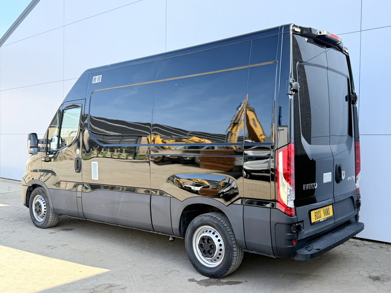 Iveco Daily 35S16 L2H2 Airco Cruise Control Camera 3.5t Trekhaak - Furgon: obrázok 2 Iveco Daily 35S16 L2H2 Airco Cruise Control Camera 3.5t Trekhaak - Furgon: obrázok 2
