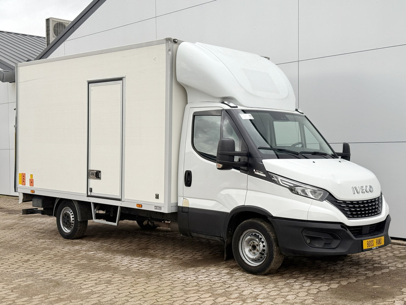 Iveco Daily 35S18 3.0 Laadklep Automaat LED Climate Control Adaptieve Cruise Control Standkachel Camera Navigatie - Dodávka skriňová nadstavba: obrázok 4 Iveco Daily 35S18 3.0 Laadklep Automaat LED Climate Control Adaptieve Cruise Control Standkachel Camera Navigatie - Dodávka skriňová nadstavba: obrázok 4