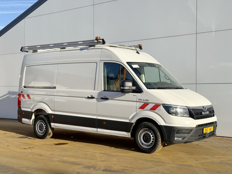 MAN TGE 3.140 2.0 TDI L3H3 Airco Cruise Control Trekhaak Carplay Navigatie Parkeersensoren voor achter - Furgon: obrázok 4 MAN TGE 3.140 2.0 TDI L3H3 Airco Cruise Control Trekhaak Carplay Navigatie Parkeersensoren voor achter - Furgon: obrázok 4