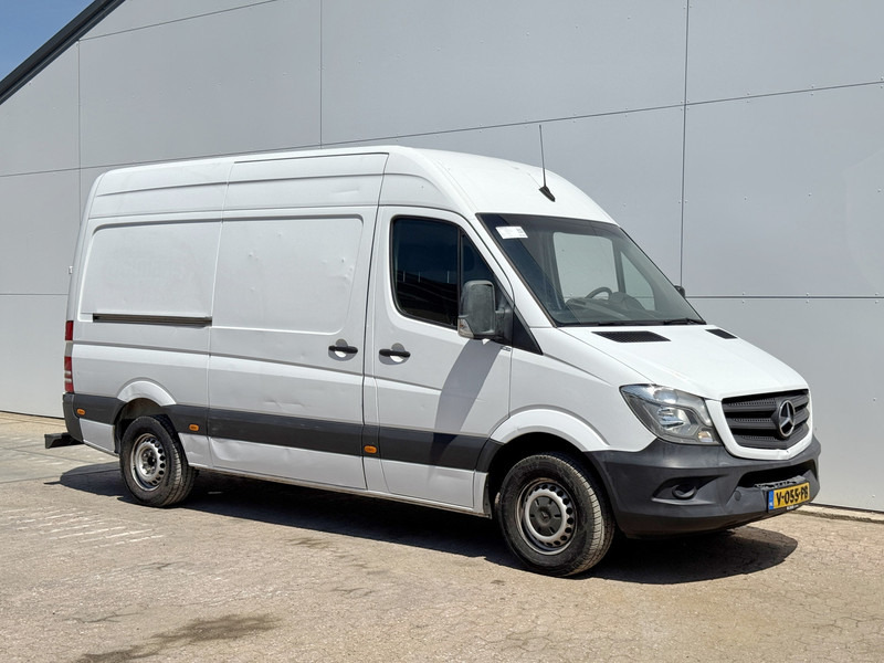 Mercedes-Benz Sprinter 211 2.2 CDI Automaat L2H2 Climate Control Trekhaak Navigatie - Malá dodávka: obrázok 4 Mercedes-Benz Sprinter 211 2.2 CDI Automaat L2H2 Climate Control Trekhaak Navigatie - Malá dodávka: obrázok 4