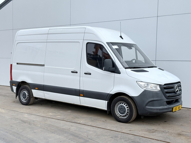 Mercedes-Benz Sprinter 214 2.2 CDI L2H2 Climate Control Cruise Control Trekhaak Carplay Camera - Malá dodávka: obrázok 4 Mercedes-Benz Sprinter 214 2.2 CDI L2H2 Climate Control Cruise Control Trekhaak Carplay Camera - Malá dodávka: obrázok 4