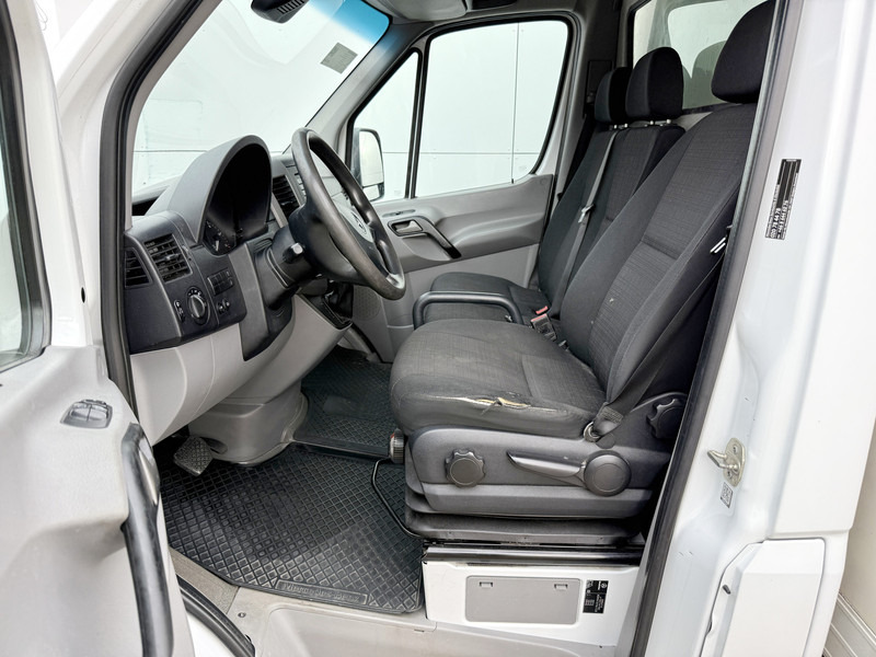 Mercedes-Benz Sprinter 316 2.2 CDI Automaat Laadklep Lane Assist Standkachel Climate Control Bakwagen Meubelbak - Dodávka skriňová nadstavba: obrázok 5 Mercedes-Benz Sprinter 316 2.2 CDI Automaat Laadklep Lane Assist Standkachel Climate Control Bakwagen Meubelbak - Dodávka skriňová nadstavba: obrázok 5