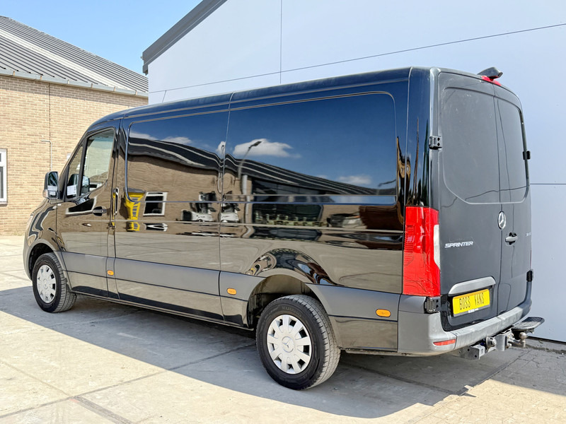 Mercedes-Benz Sprinter 316 CDI Automaat L2H1 Climate Control Cruise Control Camera Trekhaak 3.5 Ton Trekgewicht - Furgon: obrázok 2 Mercedes-Benz Sprinter 316 CDI Automaat L2H1 Climate Control Cruise Control Camera Trekhaak 3.5 Ton Trekgewicht - Furgon: obrázok 2