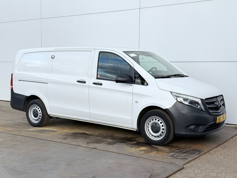 Mercedes-Benz Vito 114 2.1 CDI Automaat L2H1 LED Climate Control Cruise Control Lane Assist Navigatie Camera Parkeersensoren voor achter - Malá dodávka: obrázok 4 Mercedes-Benz Vito 114 2.1 CDI Automaat L2H1 LED Climate Control Cruise Control Lane Assist Navigatie Camera Parkeersensoren voor achter - Malá dodávka: obrázok 4