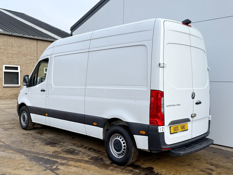 Mercedes-Benz eSprinter 112 L2H2 100% Elektrisch 55kWh 168km WLTP 80kw Snelladen Climate Control Camera Stoelverwarming - Furgon, Elektrická dodávka: obrázok 2 Mercedes-Benz eSprinter 112 L2H2 100% Elektrisch 55kWh 168km WLTP 80kw Snelladen Climate Control Camera Stoelverwarming - Furgon, Elektrická dodávka: obrázok 2