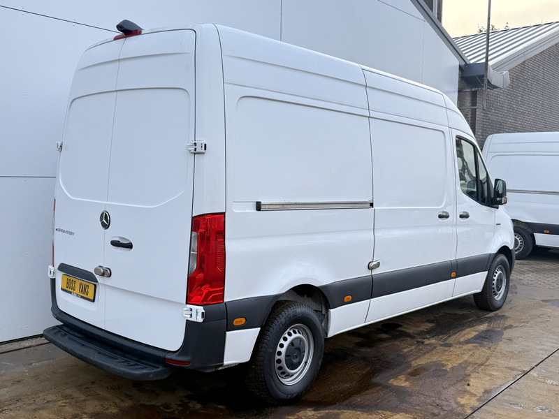 Mercedes-Benz eSprinter 112 L2H2 100% Elektrisch 55kWh 168km WLTP 80kw Snelladen Climate Control Camera Stoelverwarming - Furgon, Elektrická dodávka: obrázok 3 Mercedes-Benz eSprinter 112 L2H2 100% Elektrisch 55kWh 168km WLTP 80kw Snelladen Climate Control Camera Stoelverwarming - Furgon, Elektrická dodávka: obrázok 3