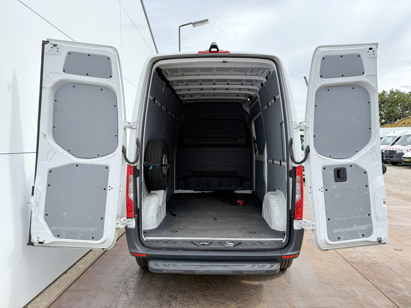 Furgon, Elektrická dodávka Mercedes-Benz eSprinter 312 - Binnenkort verwacht! ALL-IN PRIJS L2H2 55kWh 168km WLTP 80kw Snelladen Climate Control Camera Stoelverwarming: obrázok 11 Furgon, Elektrická dodávka Mercedes-Benz eSprinter 312 - Binnenkort verwacht! ALL-IN PRIJS L2H2 55kWh 168km WLTP 80kw Snelladen Climate Control Camera Stoelverwarming: obrázok 11