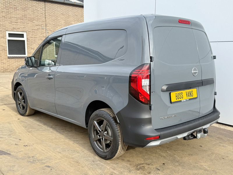 Nissan Townstar N-Connecta 1.3 130PK **Benzine** L1H1 Airco Carplay Cruise Control Trekhaak Keyless Start Stoelverwarming Parkeersensoren voor achter - Malá dodávka: obrázok 2 Nissan Townstar N-Connecta 1.3 130PK **Benzine** L1H1 Airco Carplay Cruise Control Trekhaak Keyless Start Stoelverwarming Parkeersensoren voor achter - Malá dodávka: obrázok 2