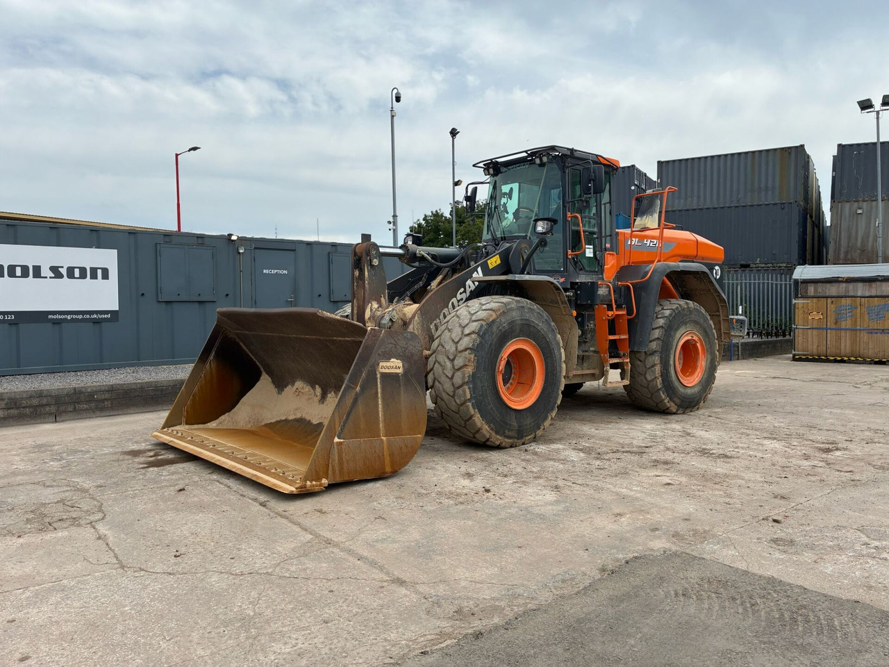 Doosan DL420 - Kolesový nakladač: obrázok 1 Doosan DL420 - Kolesový nakladač: obrázok 1