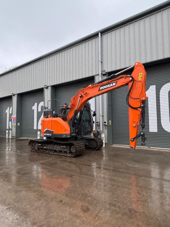 Pásové rýpadlo Doosan DX140LCR: obrázok 7