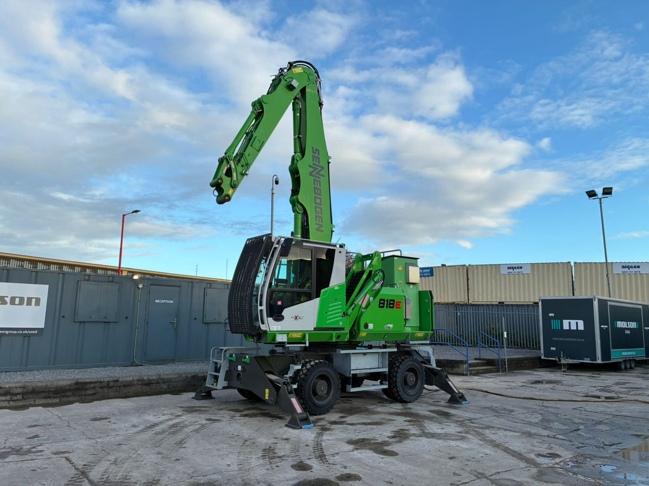 Sennebogen 818E Electric - Překládkové rýpadlo: obrázok 1 Sennebogen 818E Electric - Překládkové rýpadlo: obrázok 1