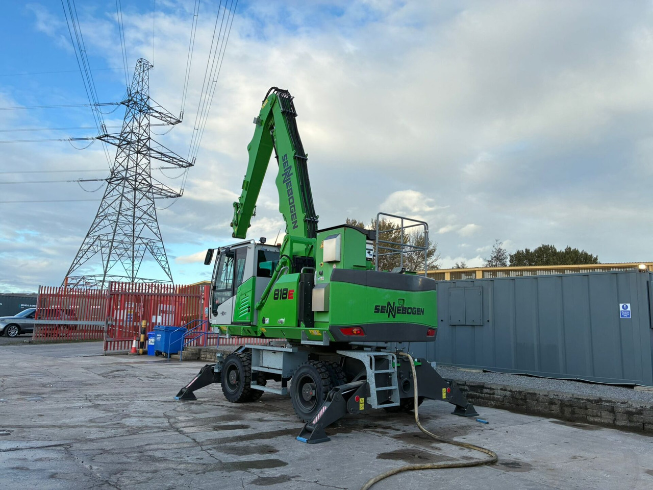 Sennebogen 818E Electric - Překládkové rýpadlo: obrázok 3 Sennebogen 818E Electric - Překládkové rýpadlo: obrázok 3