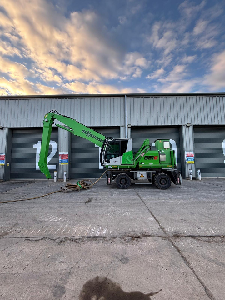 Sennebogen 821 Electric - Překládkové rýpadlo: obrázok 2 Sennebogen 821 Electric - Překládkové rýpadlo: obrázok 2